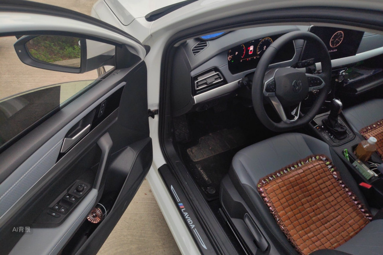 Volkswagen Lavida 2025 car image #18