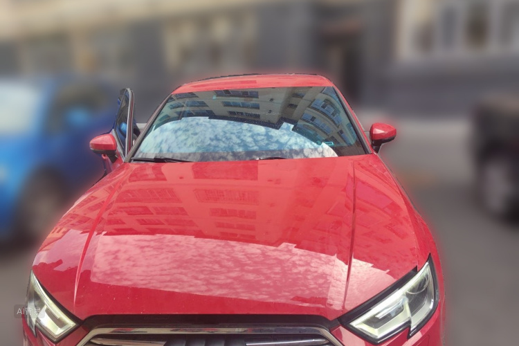 Audi A3 2018 car image #3