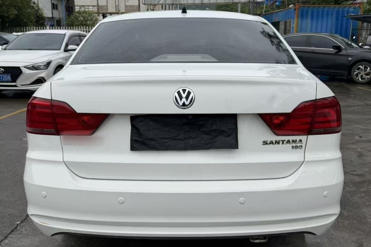 Volkswagen Santana 2017 car image #6