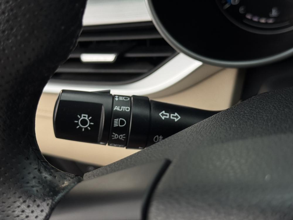 GEELY Emgrand 2018 #28 GEELY Emgrand 2018 car image #28
