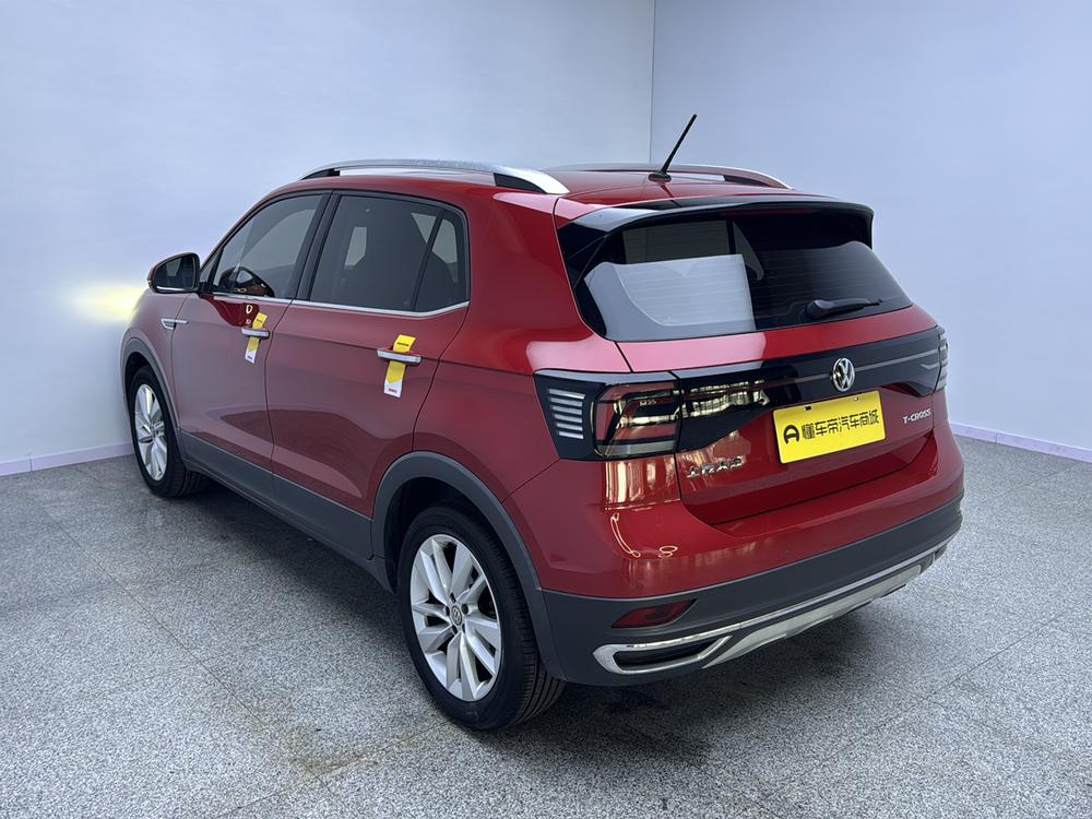 Volkswagen T-Cross 2019 #5 Volkswagen T-Cross 2019 صورة سيارة #5