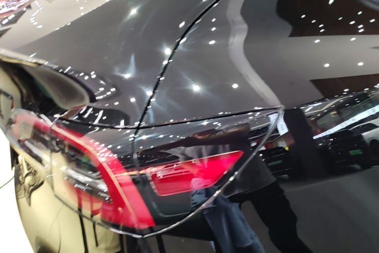 Tesla Model Y 2021 #8 Tesla Model Y 2021 car image #8