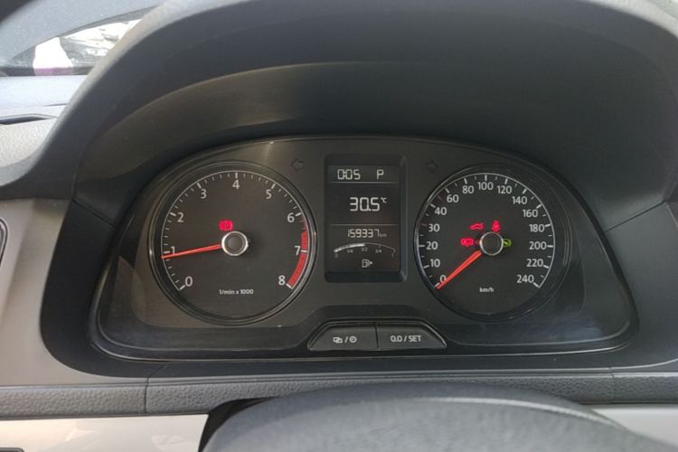 Volkswagen Lavida 2016 car image #12