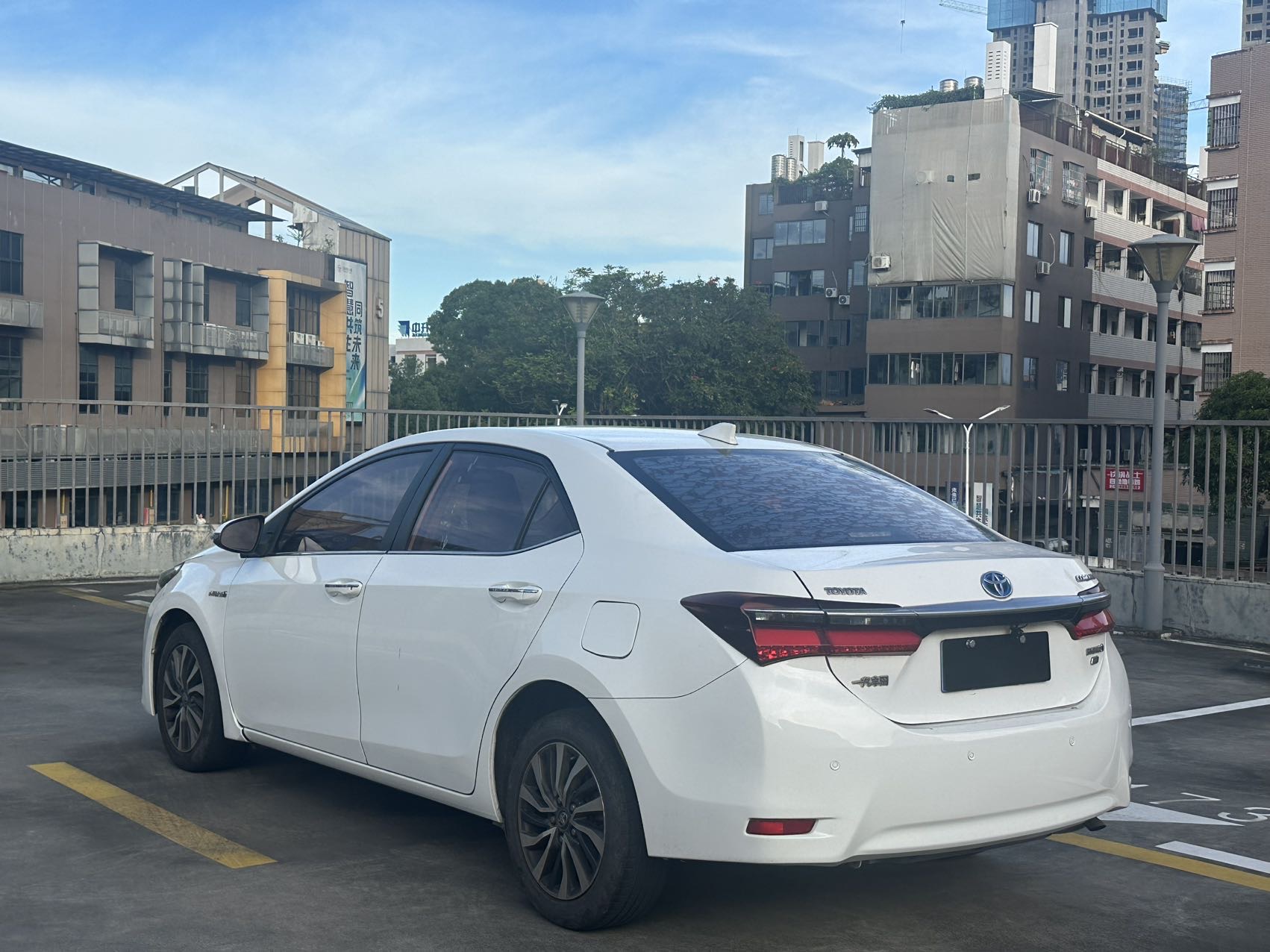 Toyota Corolla 2018 car image #11