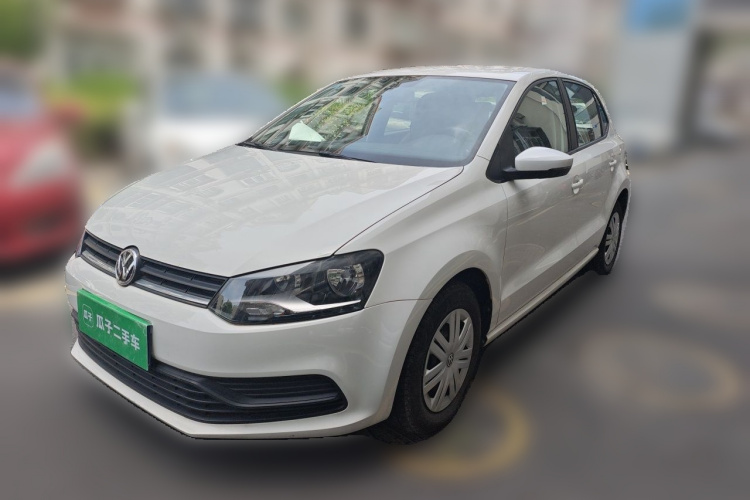 Volkswagen Polo 2018 car image #2
