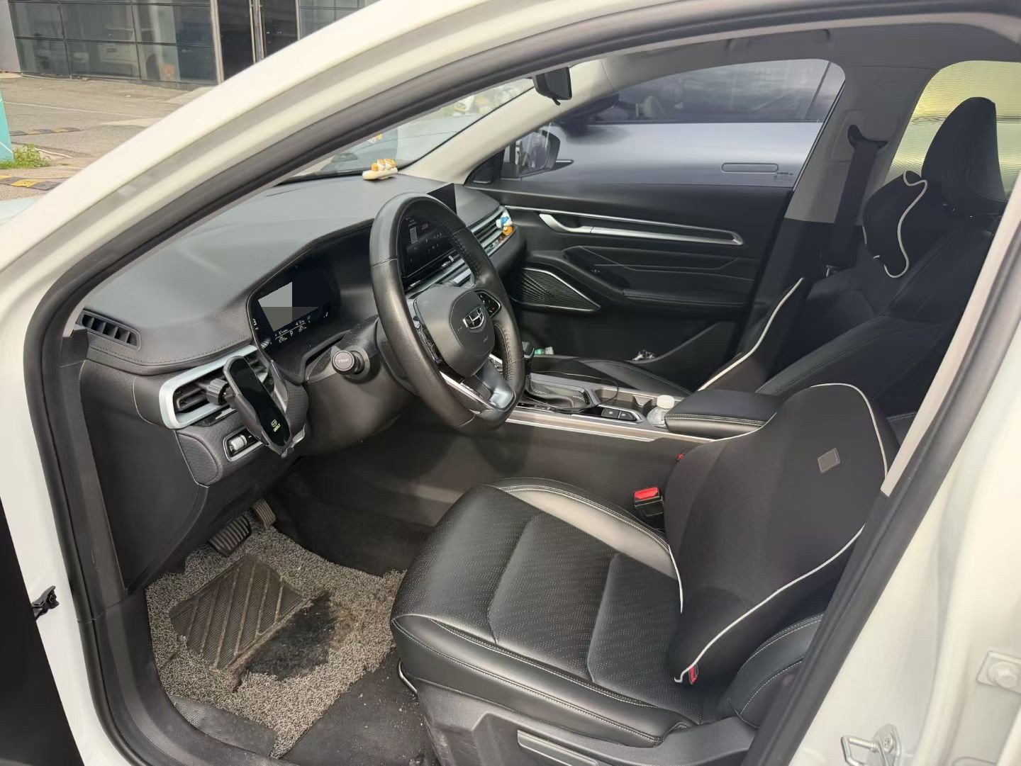 GEELY Emgrand 2022 #3 GEELY Emgrand 2022 car image #3
