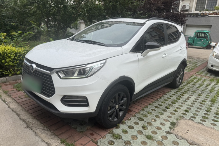 BYD Yuan New Energy 2019 #2 BYD Yuan New Energy 2019 car image #2