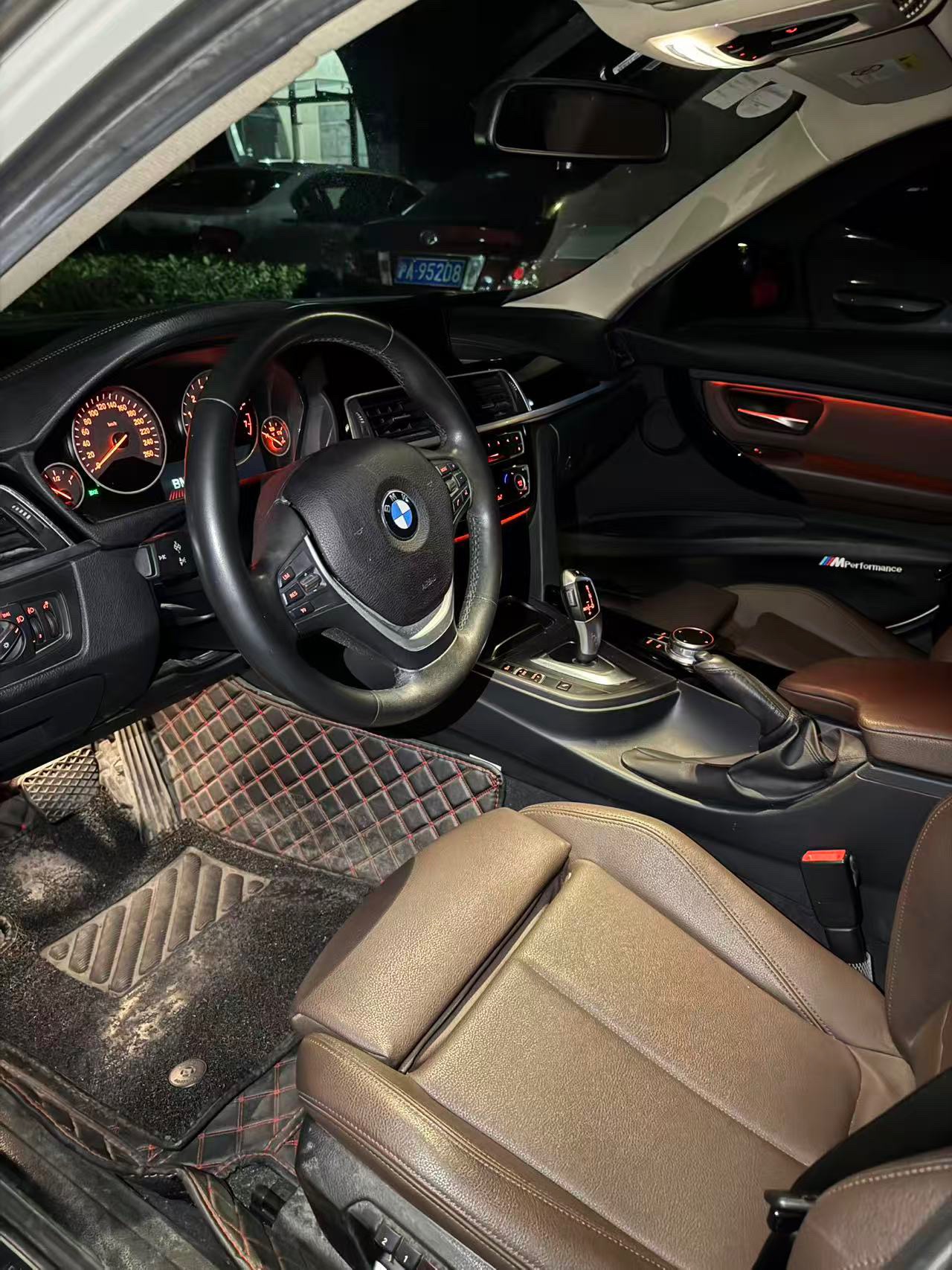 BMW 3 Series 2019 car image #5