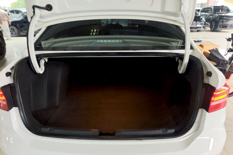 Volkswagen Lavida Pure Electric 2019 #19 Volkswagen Lavida Pure Electric 2019 car image #19