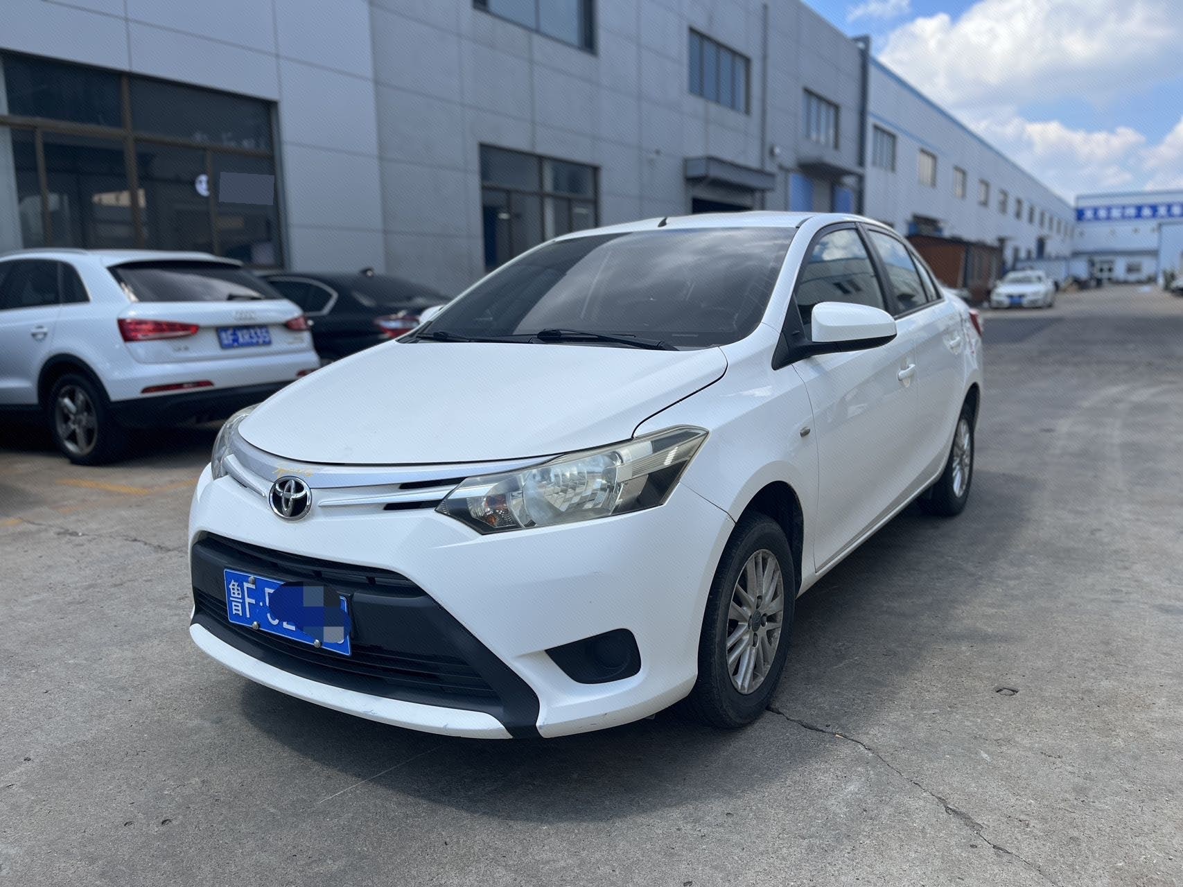 Toyota Vios 2015 Toyota Vios 2015 car image