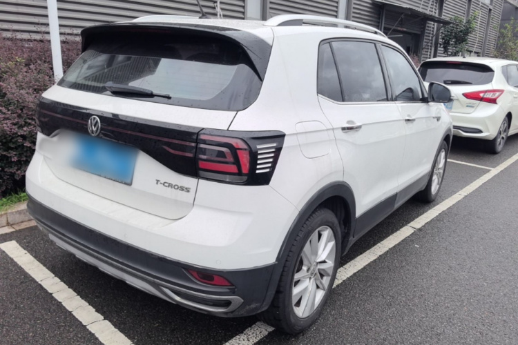 Volkswagen T-Cross 2020 image de voiture #7