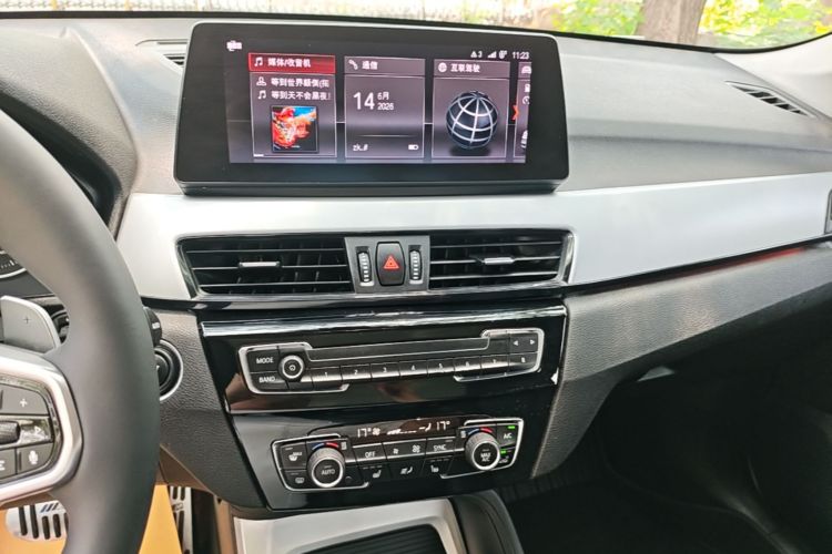 BMW X1 2017 #13 BMW X1 2017 car image #13