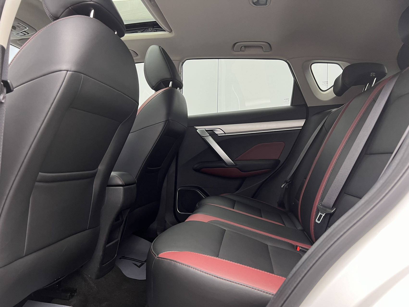 GEELY Coolray 2022 #8 GEELY Coolray 2022 car image #8