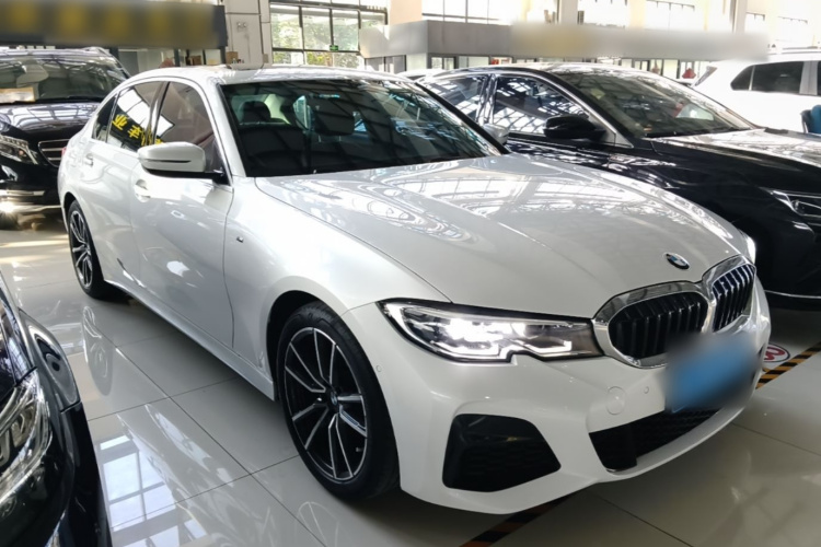BMW 3 Series 2020 #4 BMW 3 Series 2020 car image #4