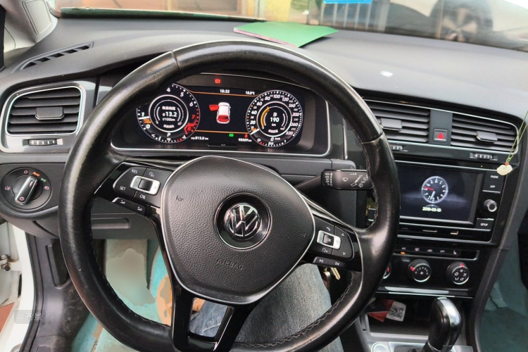 Volkswagen Golf 2018 #12 Volkswagen Golf 2018 car image #12