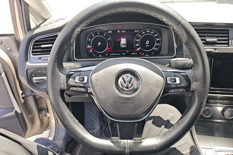 Volkswagen Golf 2019 #11 Volkswagen Golf 2019 car image #11