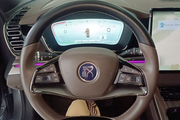BYD Han 2023 immagine di auto #15