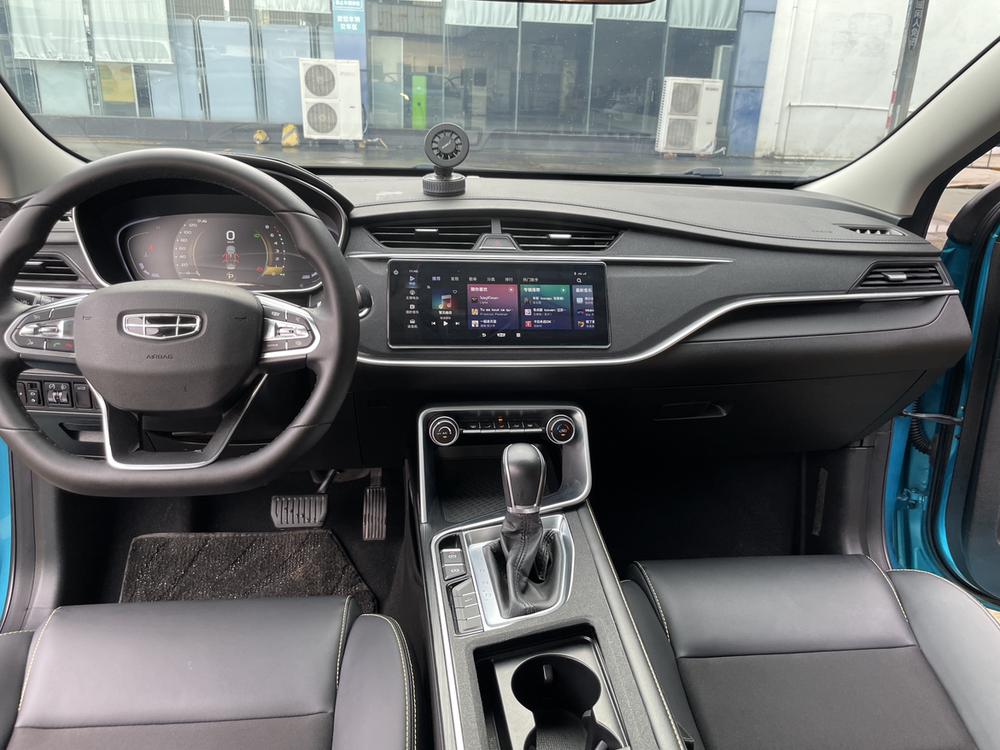 GEELY Binray 2021 car image #11