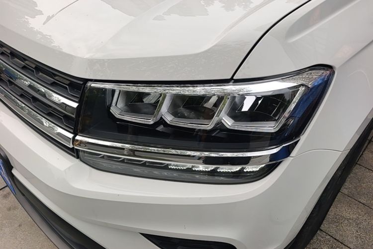 Volkswagen Tharu 2023 car image #23