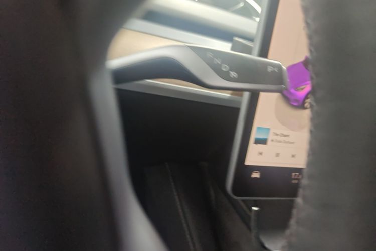 Tesla Model Y 2022 immagine di auto #14