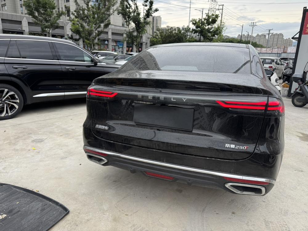 GEELY Emgrand 2025 #5 GEELY Emgrand 2025 car image #5