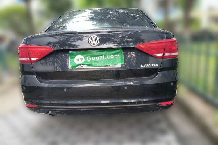 Volkswagen Lavida 2019 car image #6