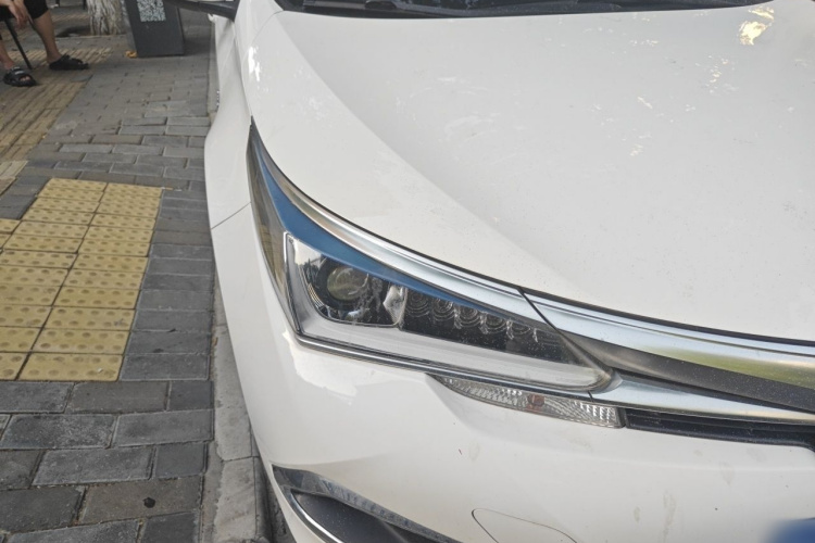 Toyota Corolla 2018 #8 Toyota Corolla 2018 car image #8