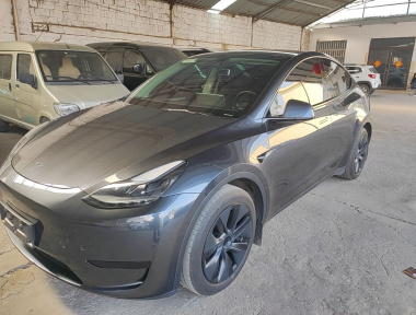Tesla Model Y 2024 Tesla Model Y 2024 car image