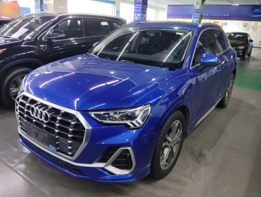 Audi Q3 2020 صورة سيارة 