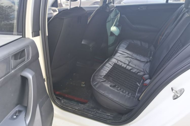 Volkswagen Santana 2022 immagine di auto #17