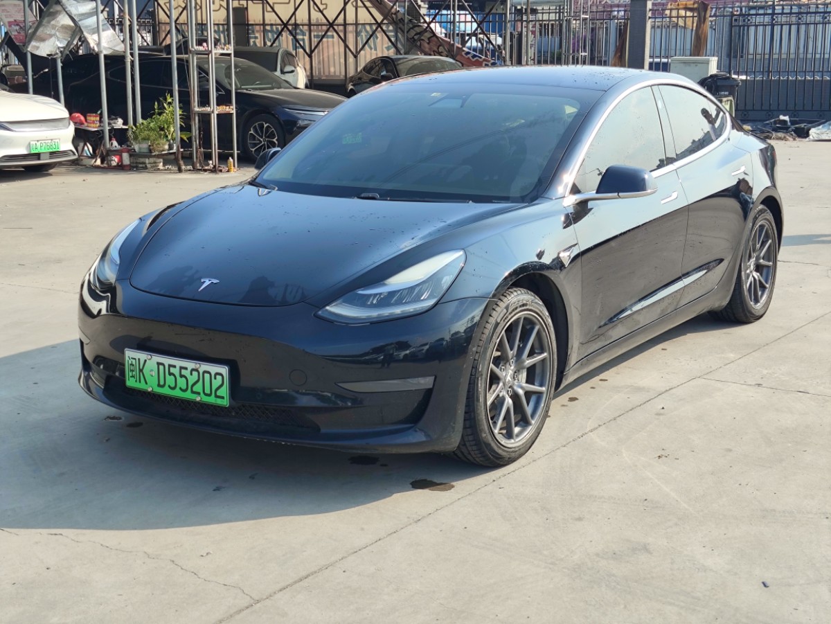 Tesla Model 3 2020 car image 