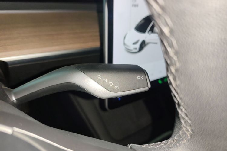 Tesla Model 3 2021 #14 Tesla Model 3 2021 car image #14