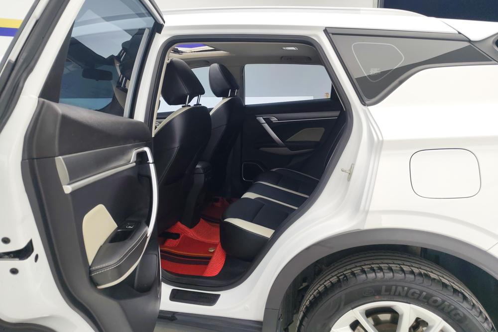 GEELY Coolray 2020 car image #16
