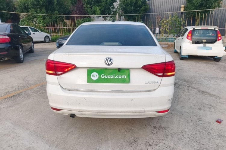 Volkswagen Lavida 2017 car image #4