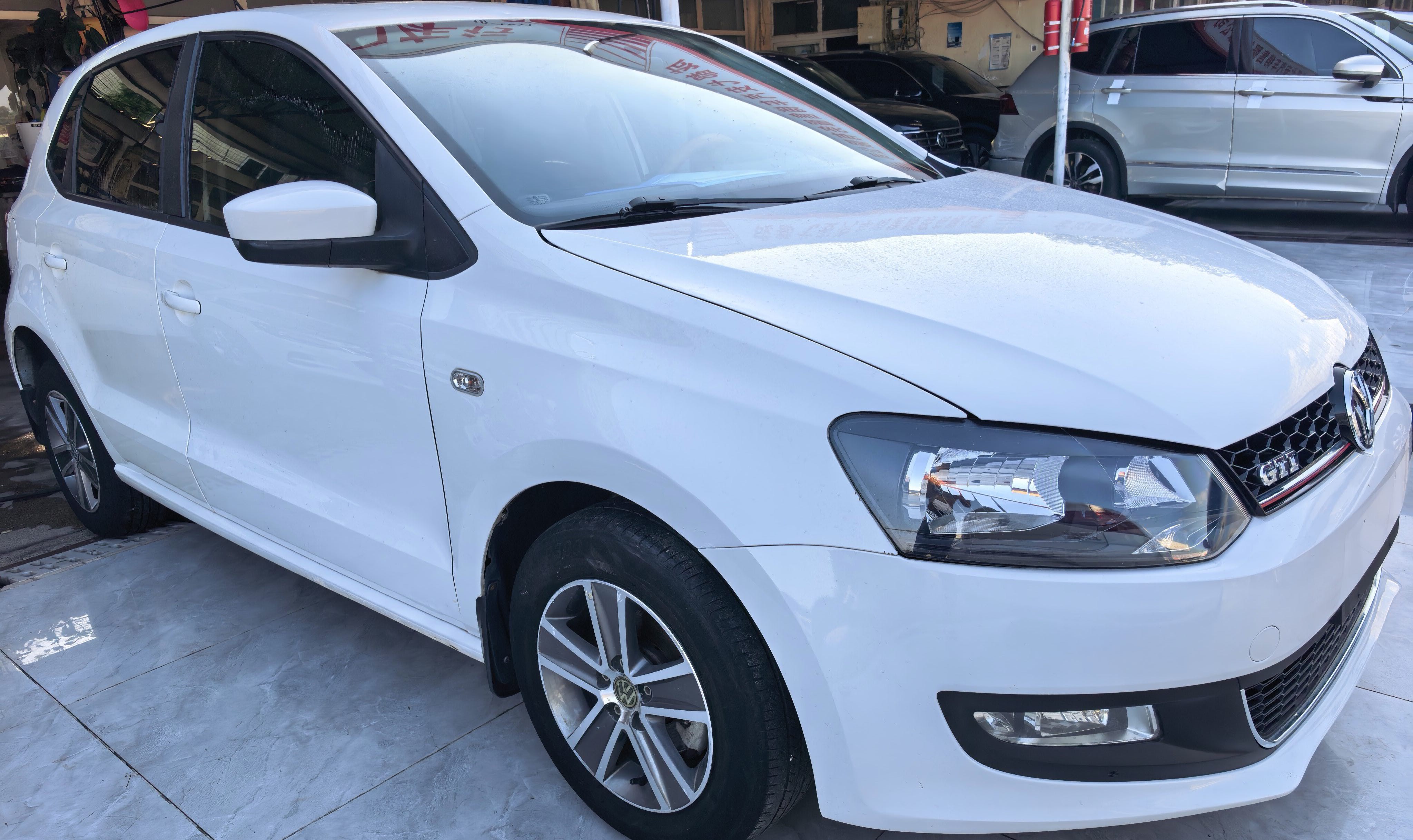 Volkswagen Polo 2013 #4 Volkswagen Polo 2013 car image #4