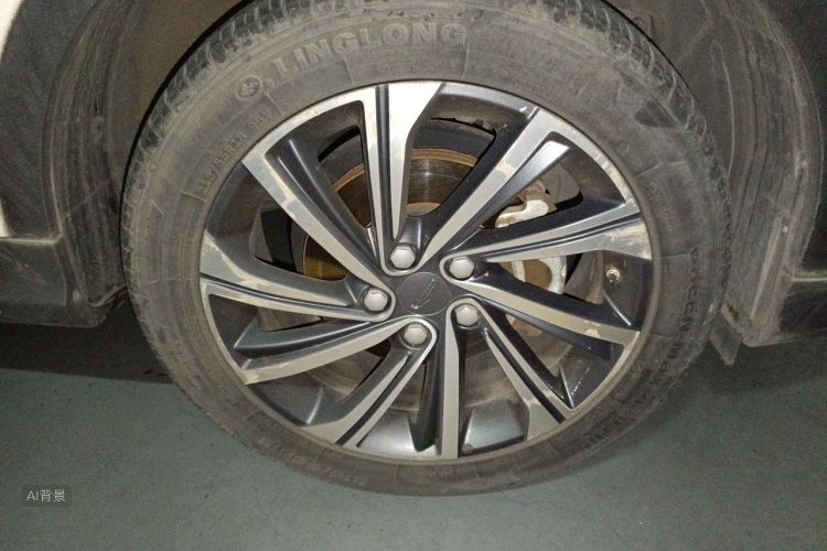 GEELY Coolray 2019 car image #9