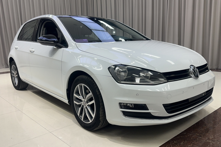 Volkswagen Golf 2017 imagen de coche #9