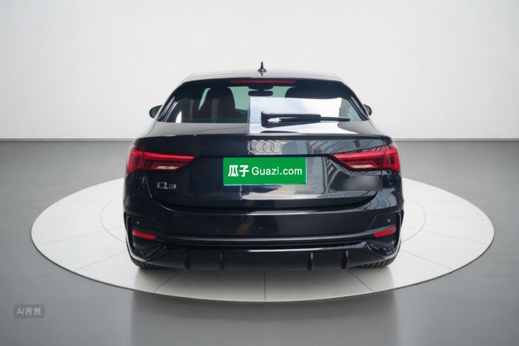 Audi Q3 2022 car image #6