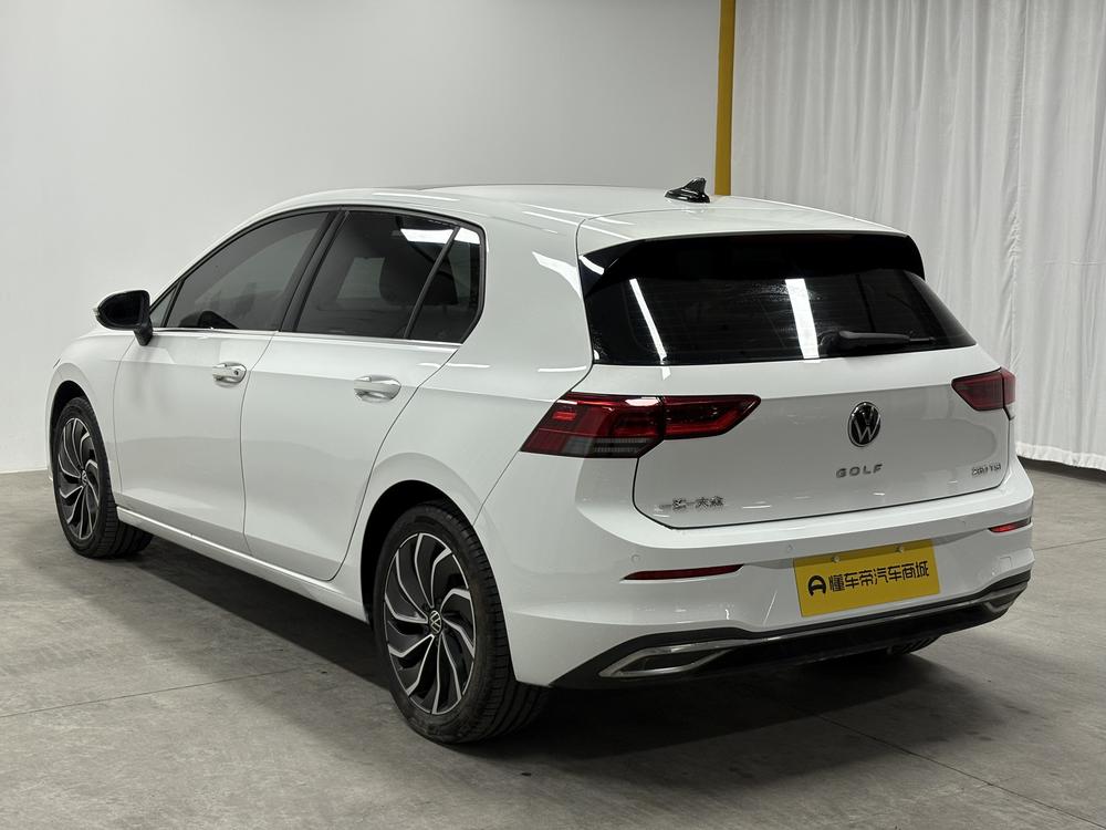 Volkswagen Golf 2020 car image #5