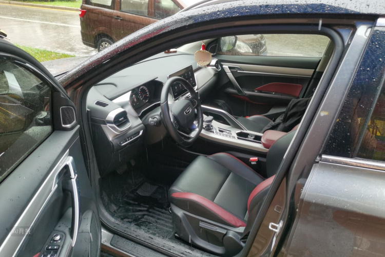 GEELY Coolray 2022 immagine di auto #18