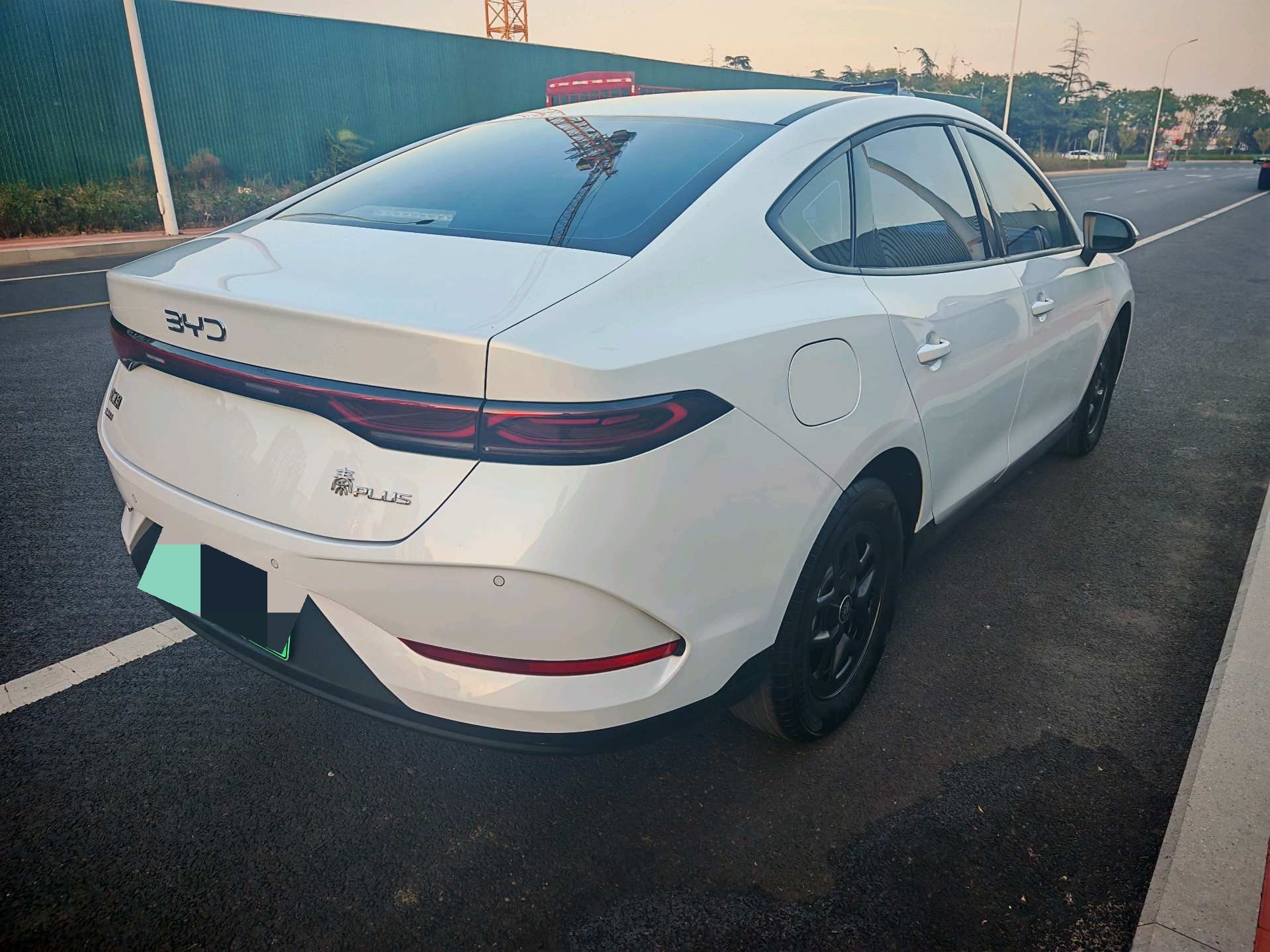 2025 car image #4