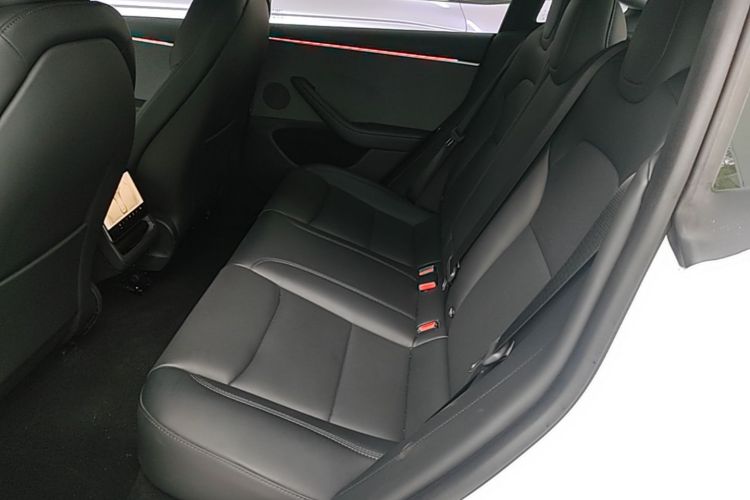 Tesla Model 3 2024 #17 Tesla Model 3 2024 car image #17