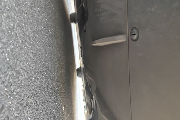 Tesla Model 3 2025 car image #25