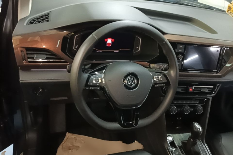 Volkswagen Tharu 2019 #15 Volkswagen Tharu 2019 immagine di auto #15