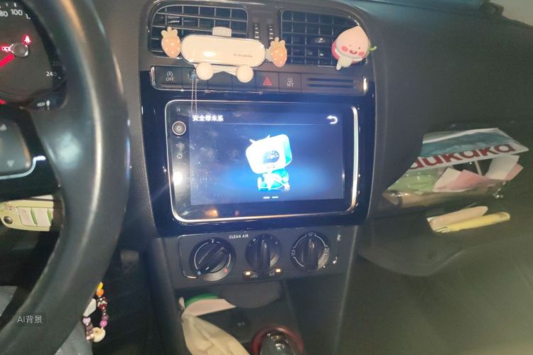 Volkswagen Polo 2019 car image #15