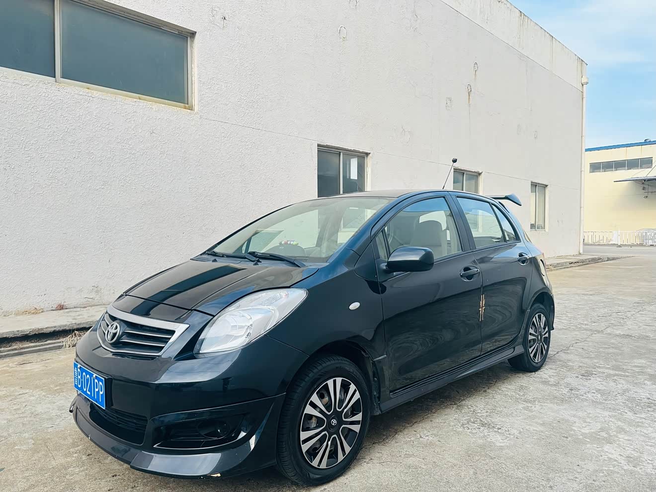 丰田 雅力士 2013 汽车图片 