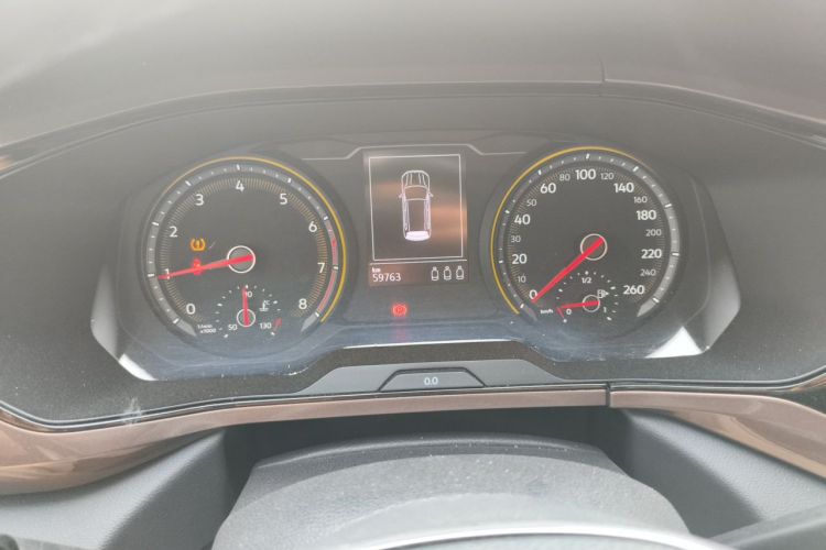 Volkswagen Tharu 2020 car image #16