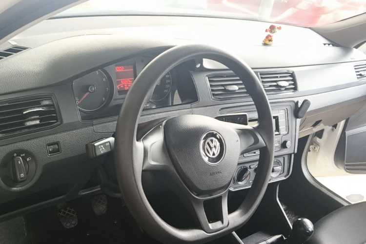 Volkswagen Santana 2017 #11 Volkswagen Santana 2017 car image #11