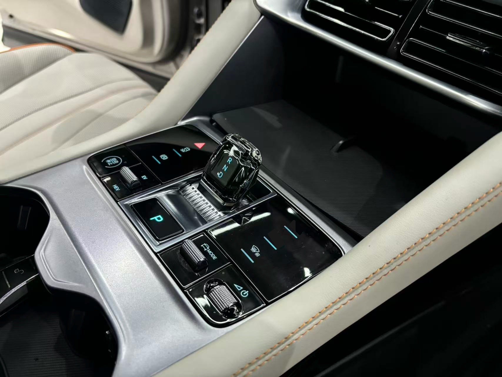 BYD Song Plus New Energy 2024 car image #11