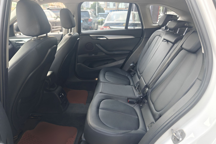 BMW X1 2017 car image #17